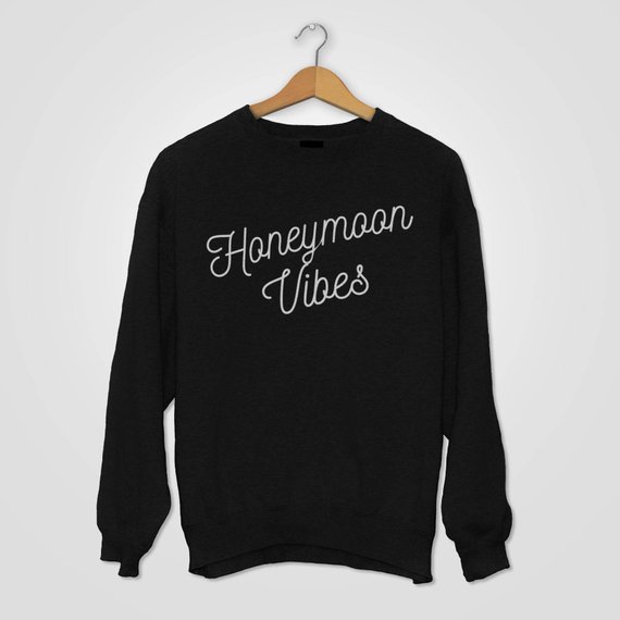 Sugarbaby Honeymoon Vibes Swea - Summer Clothing Vibes 评论和价格